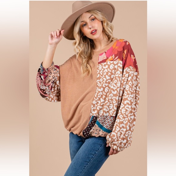 Boho Animal and Floral Print Long Sleeve Top - Picture 1 of 8